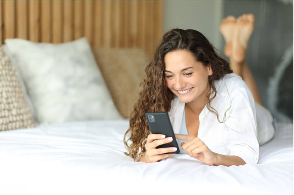 native-retail-IMG-Scan-QR-CODE-E-pop-store